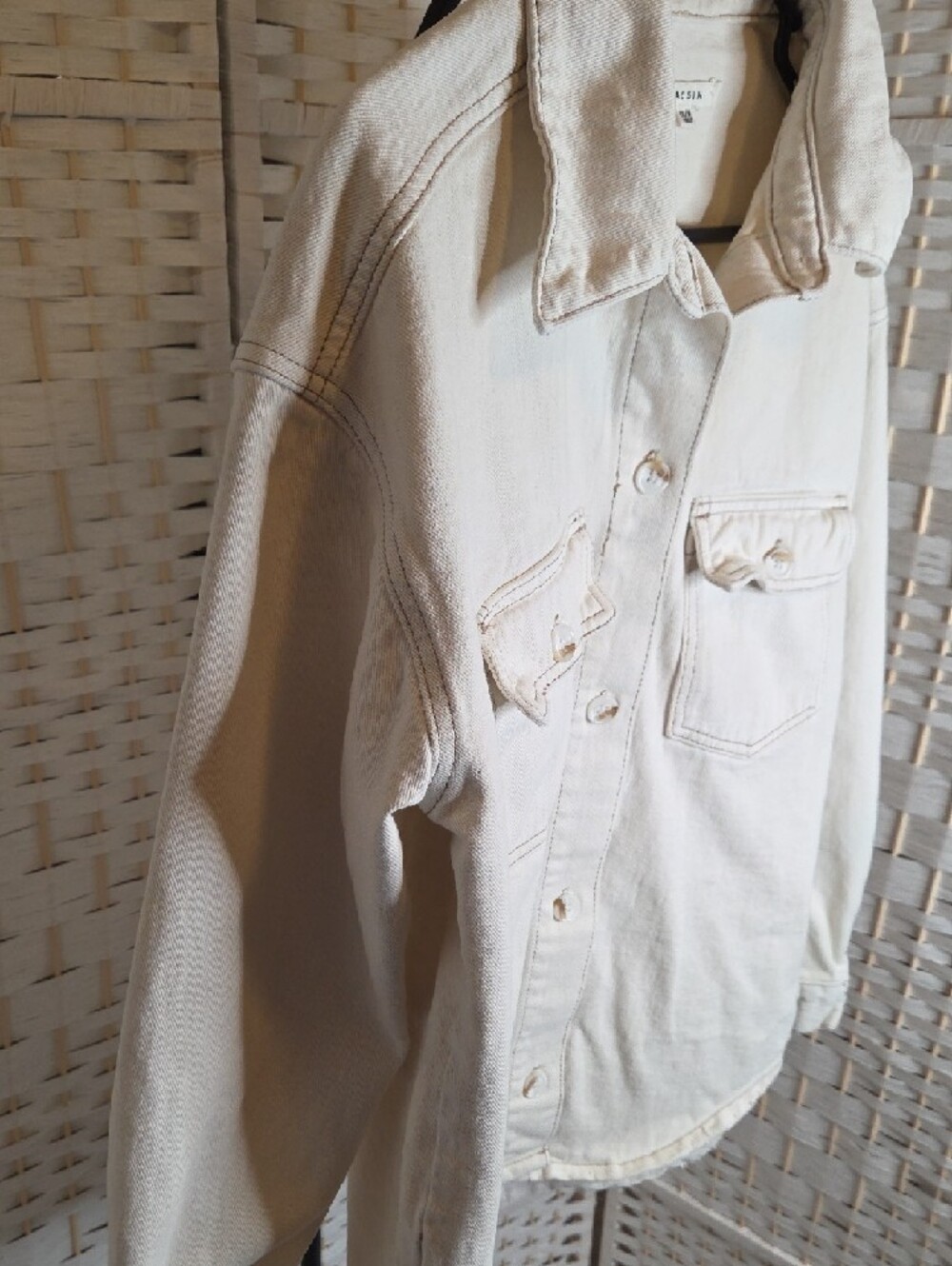 PacSun Cream Button-Up Denim Shacket - Picture 4 of 5